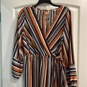 size medium jodifl dress is a true wrap